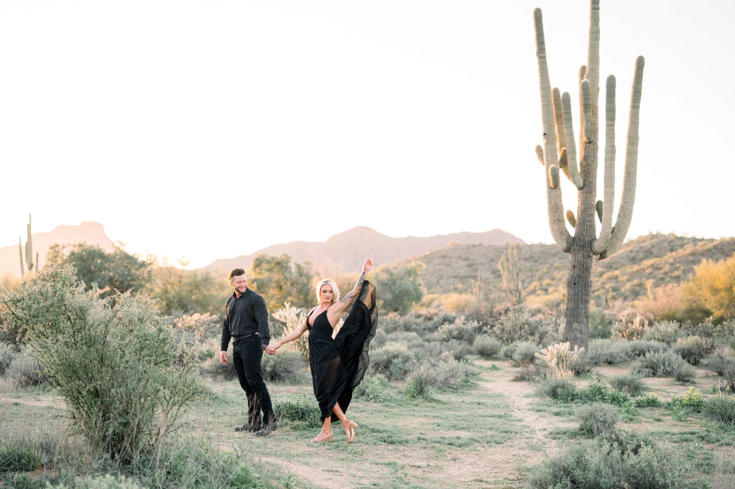 Tatum and Drakes desert engagement session at the Salt River was such an amazing evening. The sunset we had at their session was stunning!