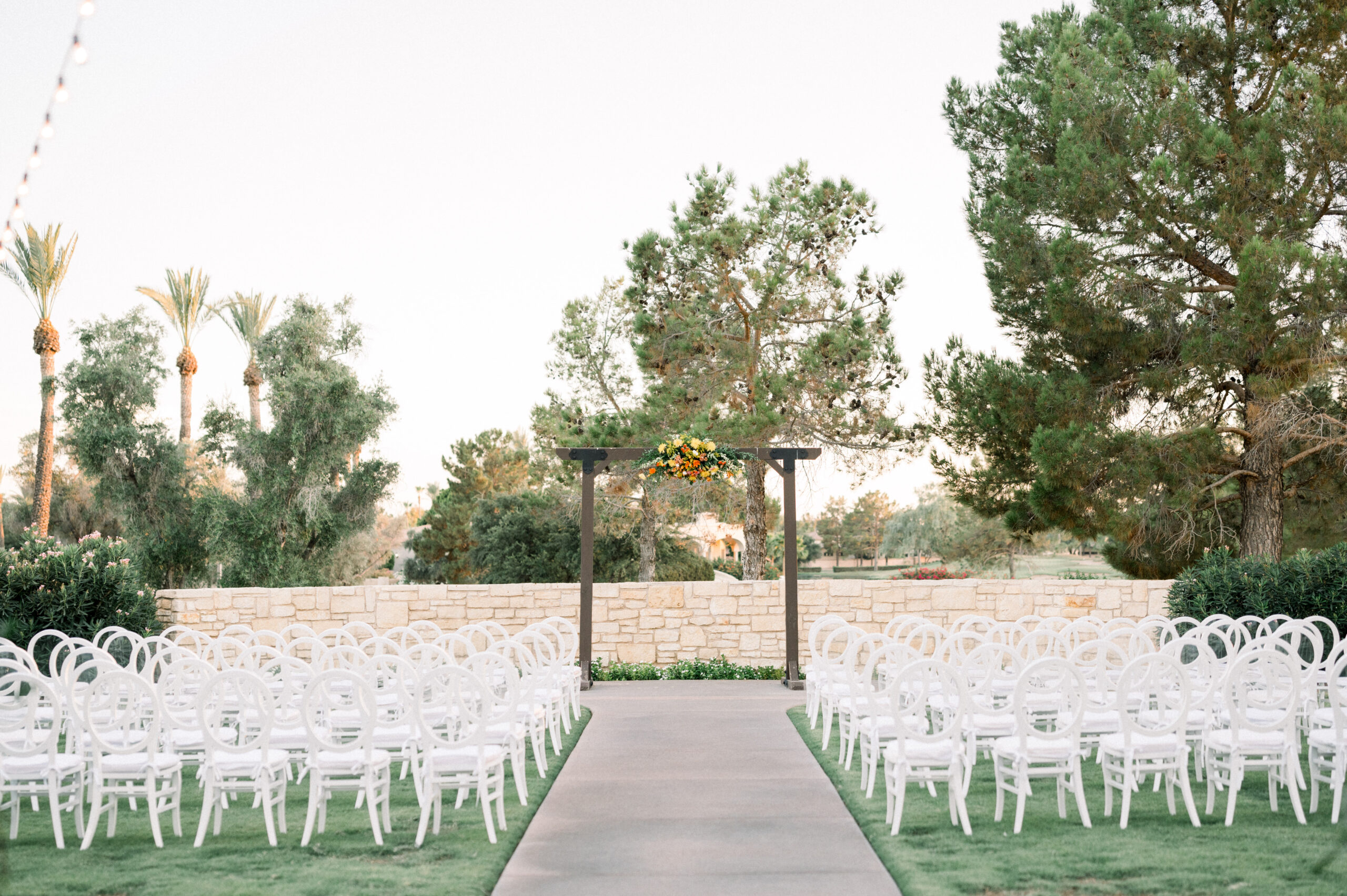 After their giant rebrand, the team in Gilbert wanted to do an Ocotillo Golf Club Wedding Showcase for all their new and potential wedding couples!