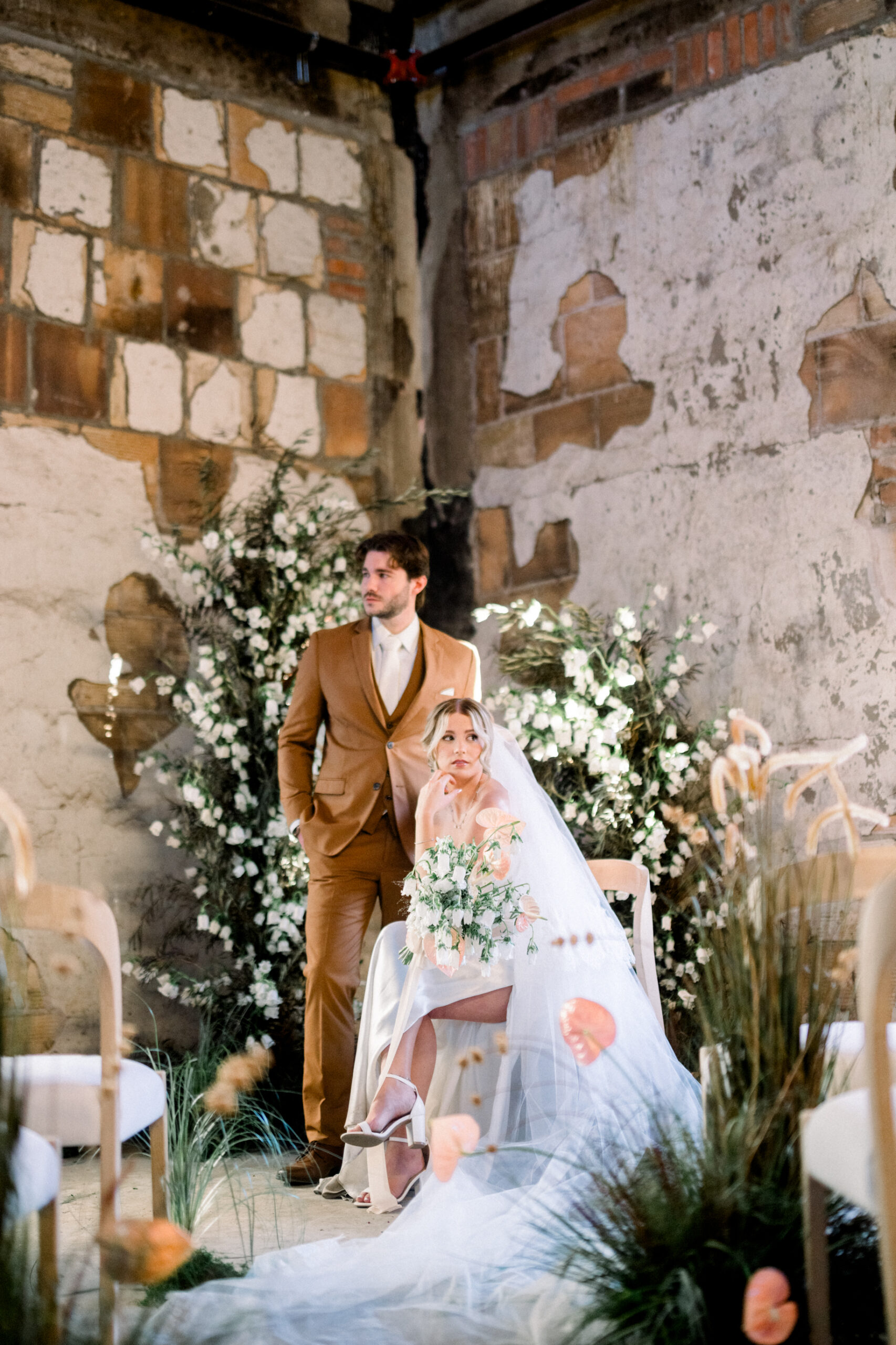 Coastal Inspired Phoenix Wedding at The Abbey on Monroe | Scottsdale Wedding Photographer