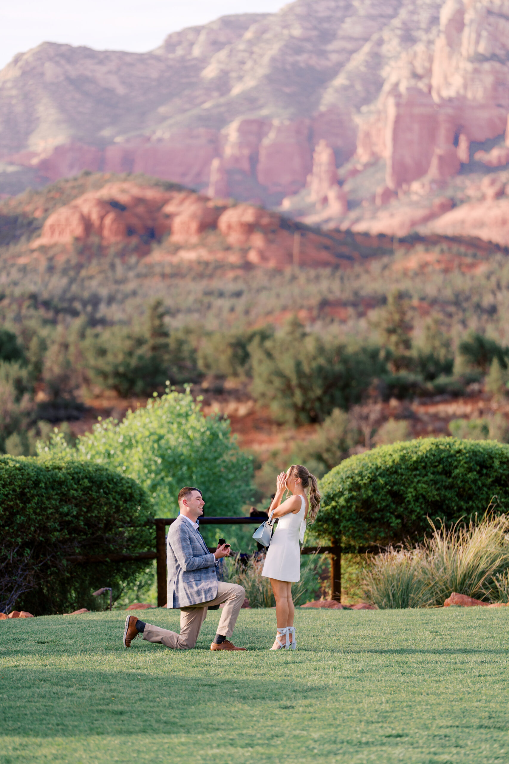 Sedona Proposal at Mariposa | Arizona Wedding Photographer
