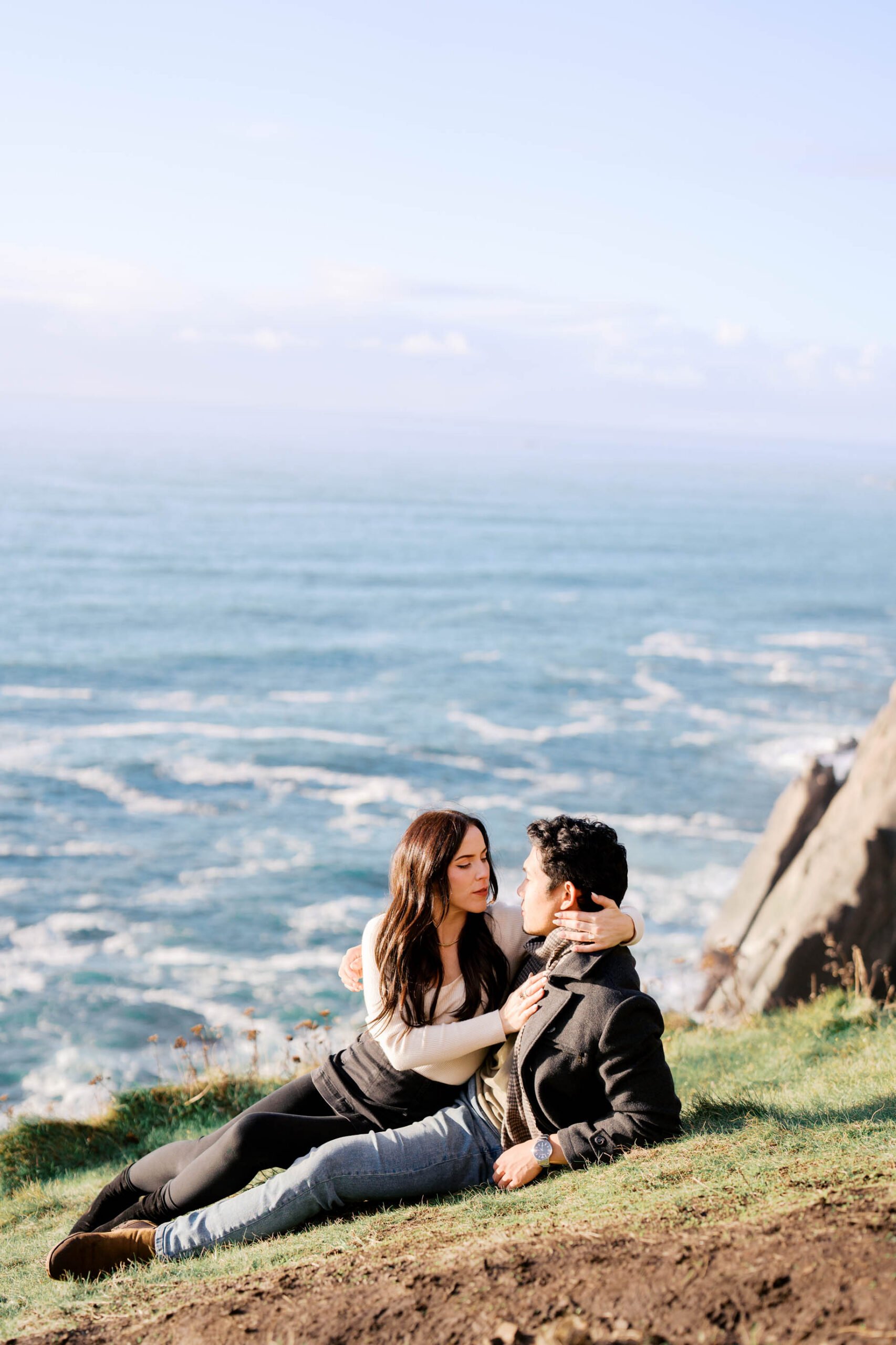 Cliffside Oregon Engagement Session